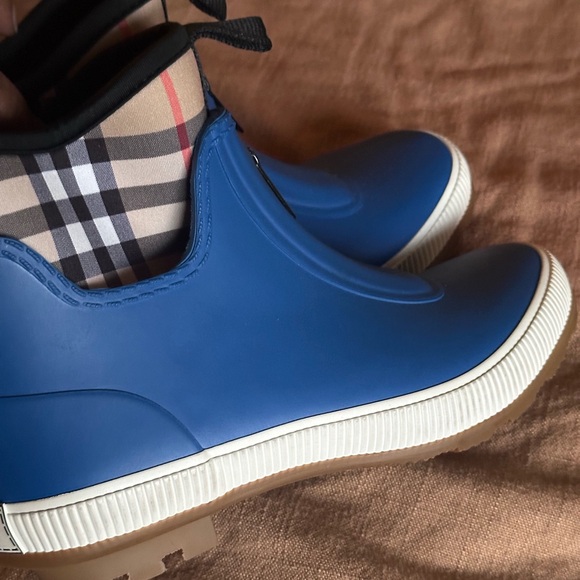 Auth BURBERRY Kids Vintage Nova Check Neoprene Royal Blue Rain Boots 34 - Picture 6 of 7